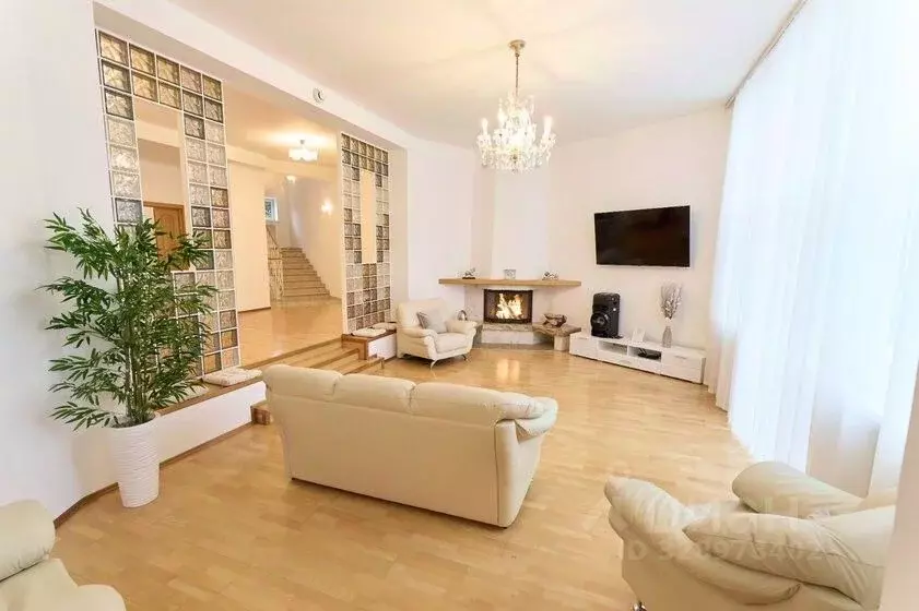 Дом в Московская область, Наро-Фоминский городской округ, д. ... - Фото 1