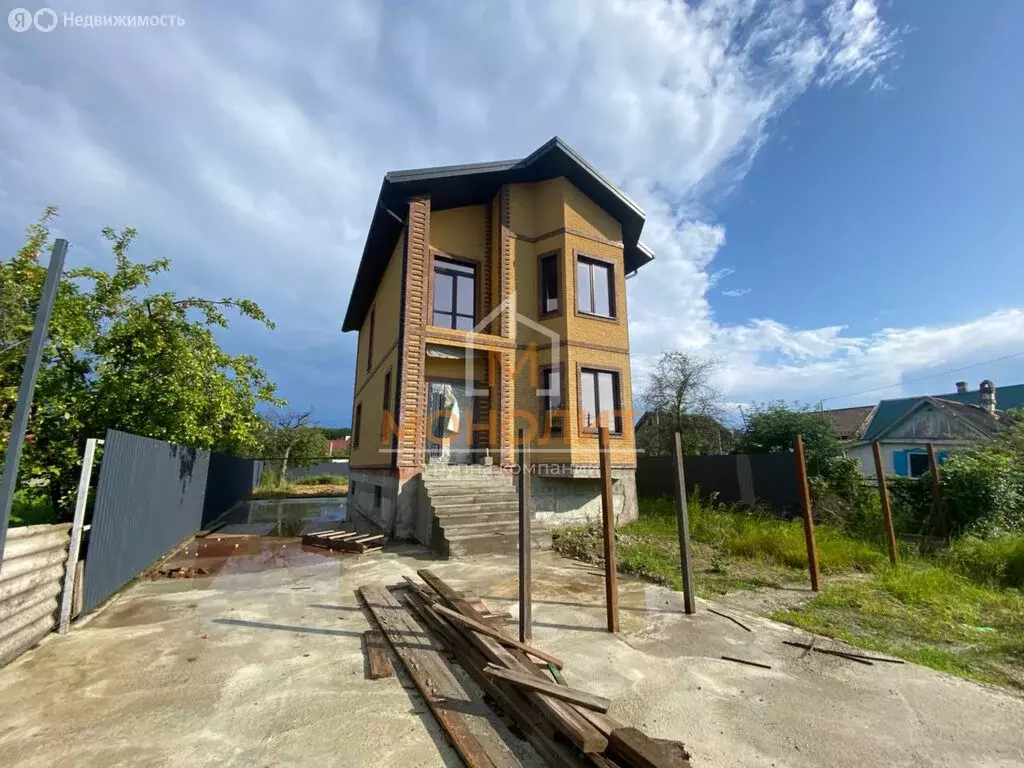 Дом в Горячий Ключ, улица Кирова (130 м) - Фото 0