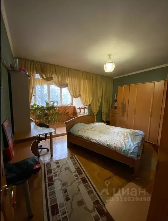 4-к кв. Белгородская область, Старый Оскол Жукова мкр, 10 (104.0 м) - Фото 0