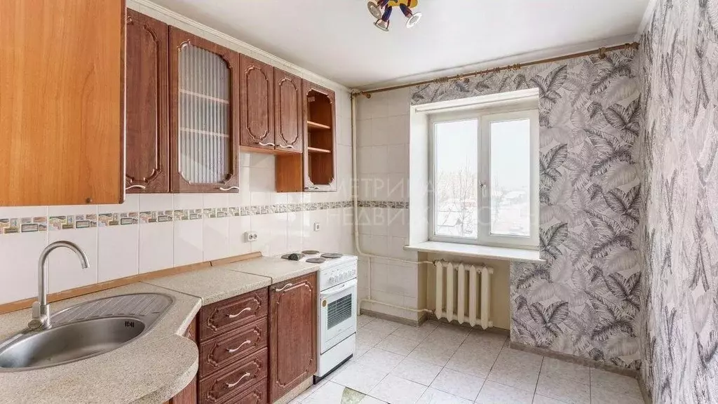 4-к кв. Тюменская область, Тюмень Молодежная ул., 28 (70.9 м) - Фото 2