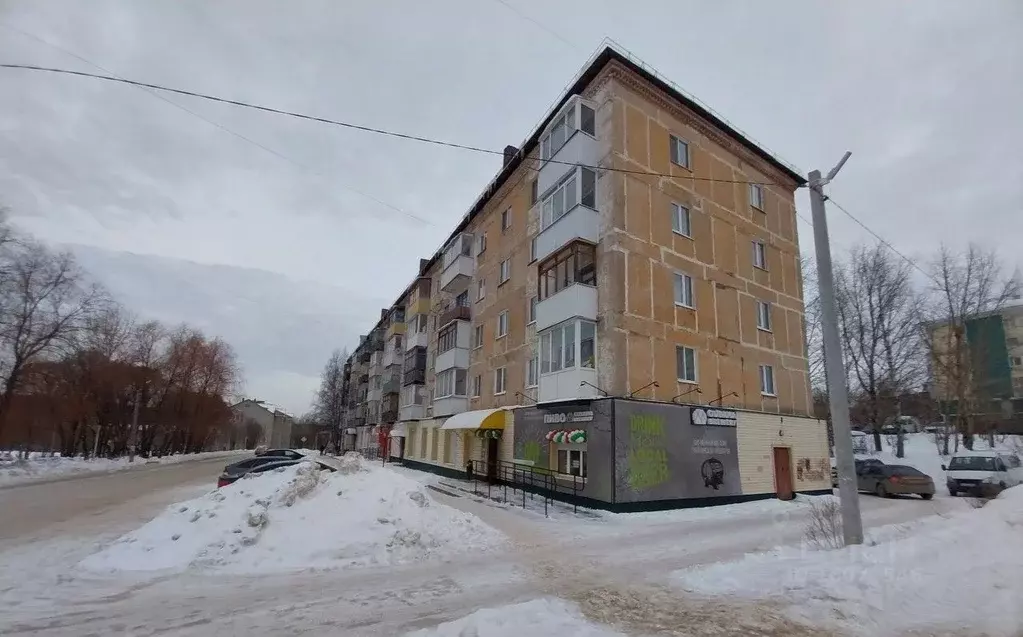 Ул краснооктябрьская губаха. Пермский край г губаха снт майское улица краснооктябрьская 28. Кафе губаха. Елки губаха отель. Губаха гостиницы.