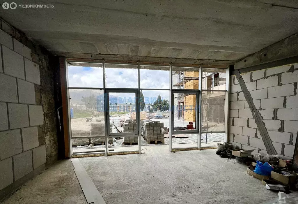 Квартира-студия: Алушта, улица Володарского, 9 (37.3 м) - Фото 1