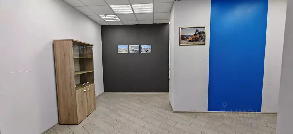 Помещение свободного назначения в Карелия, Петрозаводск ул. Калинина, ... - Фото 1