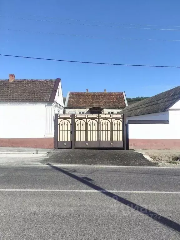 Дом в Кабардино-Балкария, Баксанский район, с. Верхний Куркужин ... - Фото 0