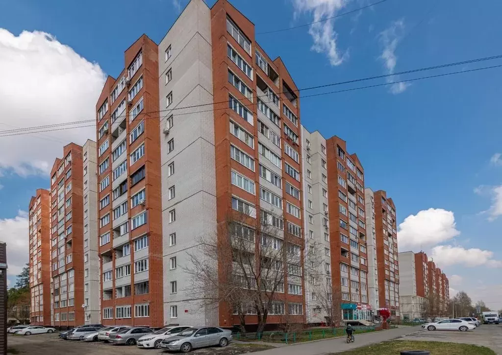 3-к кв. Алтайский край, Барнаул ул. Кутузова, 16Г (67.0 м) - Фото 0