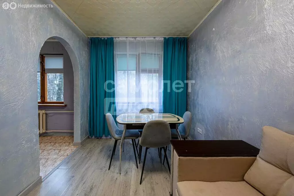 3-комнатная квартира: Подольск, улица Свердлова, 43 (55.9 м) - Фото 1