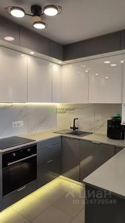 3-к кв. Краснодарский край, Новороссийск ул. Мурата Ахеджака, 5 (81.0 ... - Фото 1