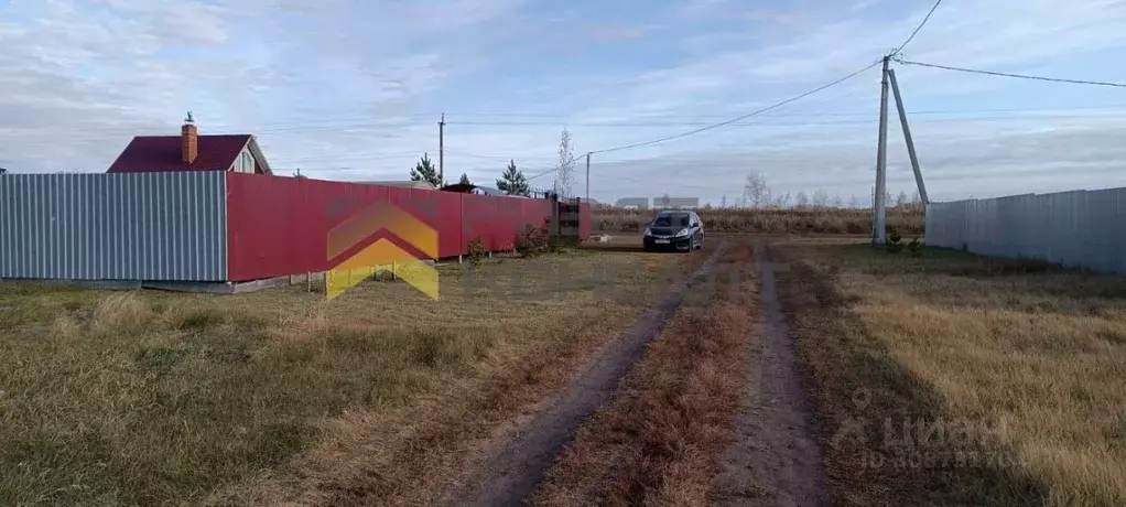 Участок в Омская область, Омский район, с. Надеждино ул. Грушевая ... - Фото 0