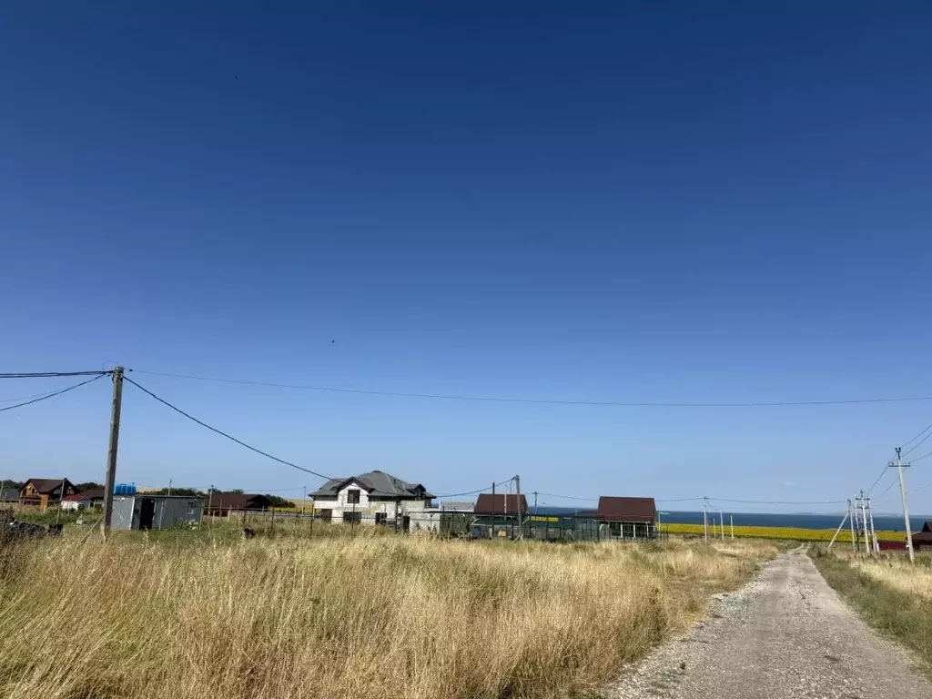 Участок в Крым, Ленинский район, Челядиновское с/пос, с. Челядиново ... - Фото 0