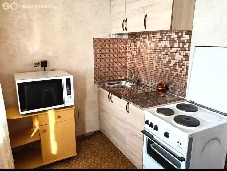 1-комнатная квартира: Петропавловск-Камчатский, улица Савченко, 8 ... - Фото 1