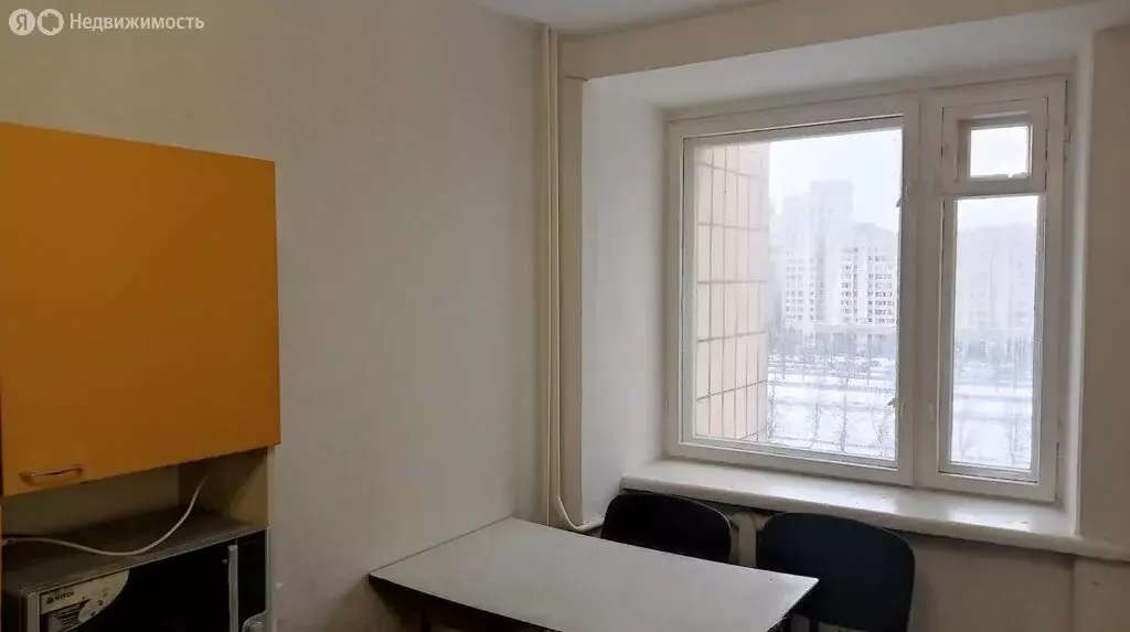 3-комнатная квартира: Санкт-Петербург, Наличная улица, 36к7 (71.6 м) - Фото 1