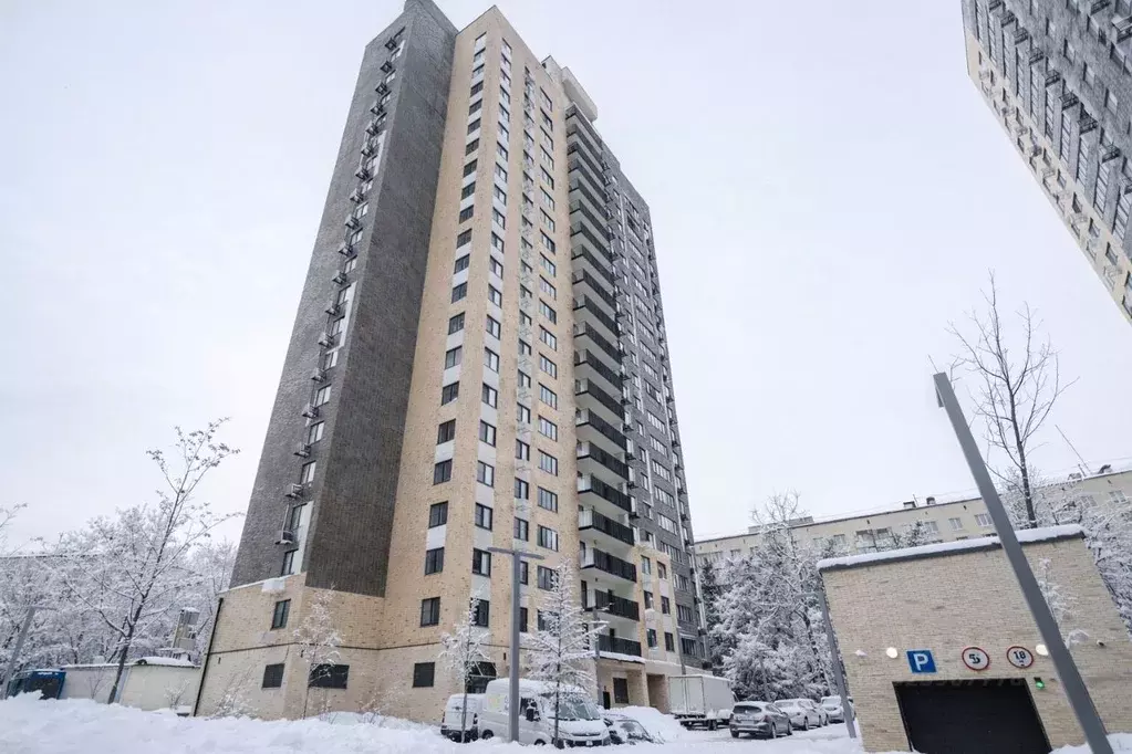 Гараж в Москва ул. Лавочкина, 10А (13 м) - Фото 1