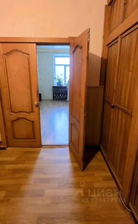 3-к кв. Волгоградская область, Камышин ул. Мира, 57 (75.8 м) - Фото 1