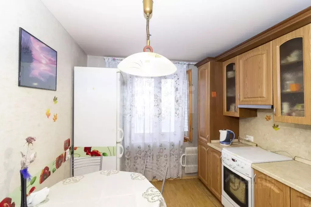 3-к кв. Тюменская область, Тюмень ул. Федюнинского, 11А (70.6 м) - Фото 1