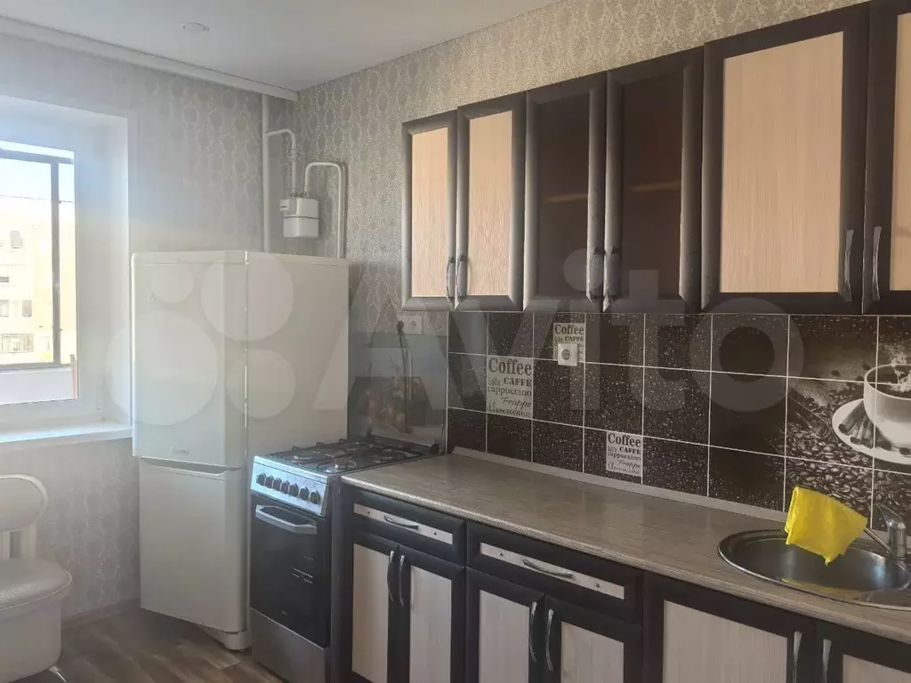 1-к. квартира, 38 м, 8/10 эт. - Фото 0
