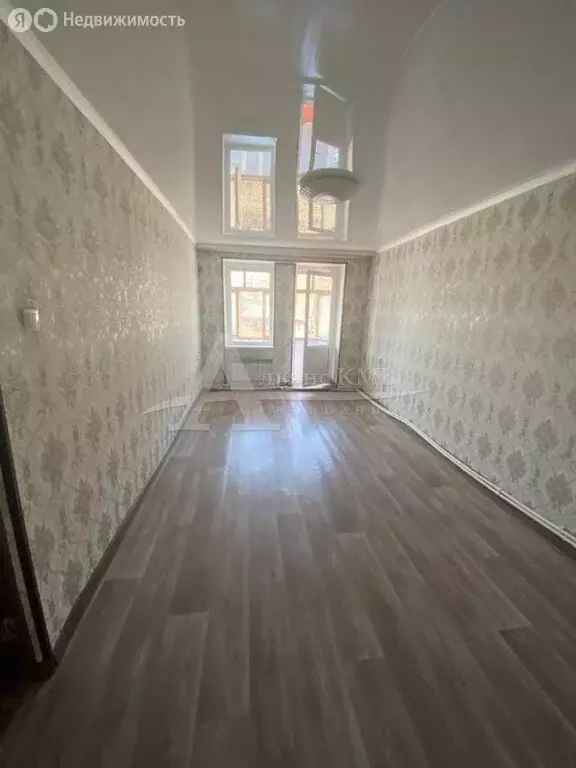 3-комнатная квартира: посёлок Терский, 12 (61 м) - Фото 2