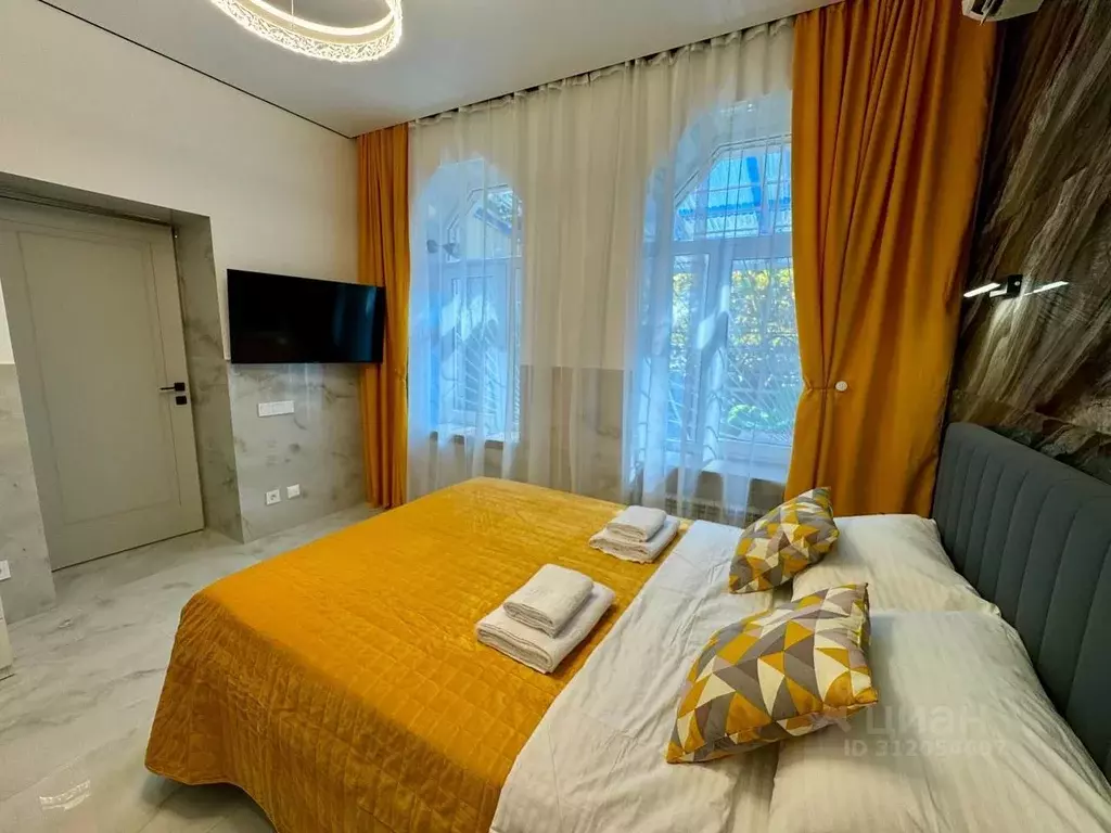 Дом в Краснодарский край, Сочи Центральный мкр, ул. Кубанская, 19 (42 ... - Фото 2