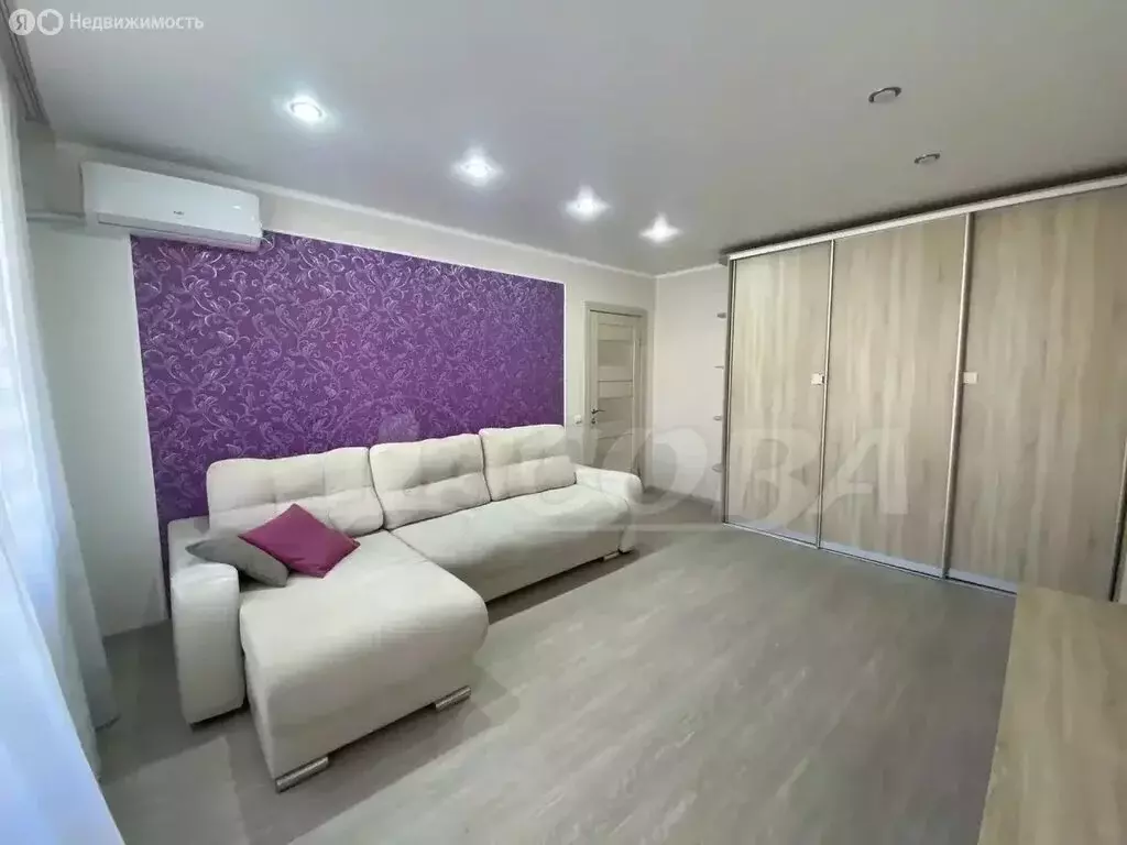 2-комнатная квартира: Тюмень, улица Ватутина, 20 (52.5 м) - Фото 2