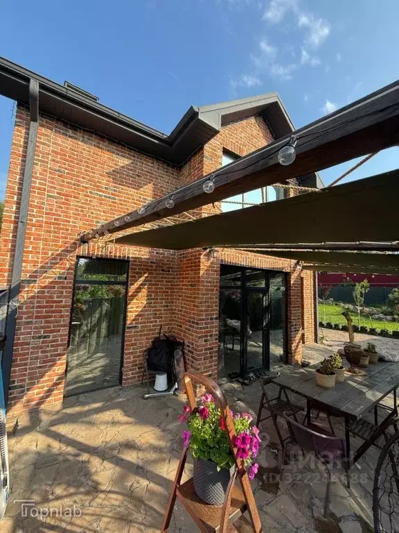 Дом в Ростовская область, Азов Азовский район, ул. Дзержинского (140 ... - Фото 1