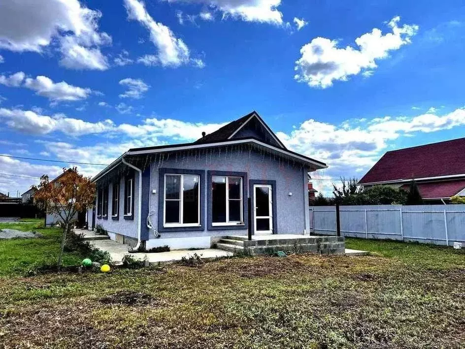 Дом в Белгородская область, Старый Оскол пер. 1-й Сосенки, 9 (140 м) - Фото 1