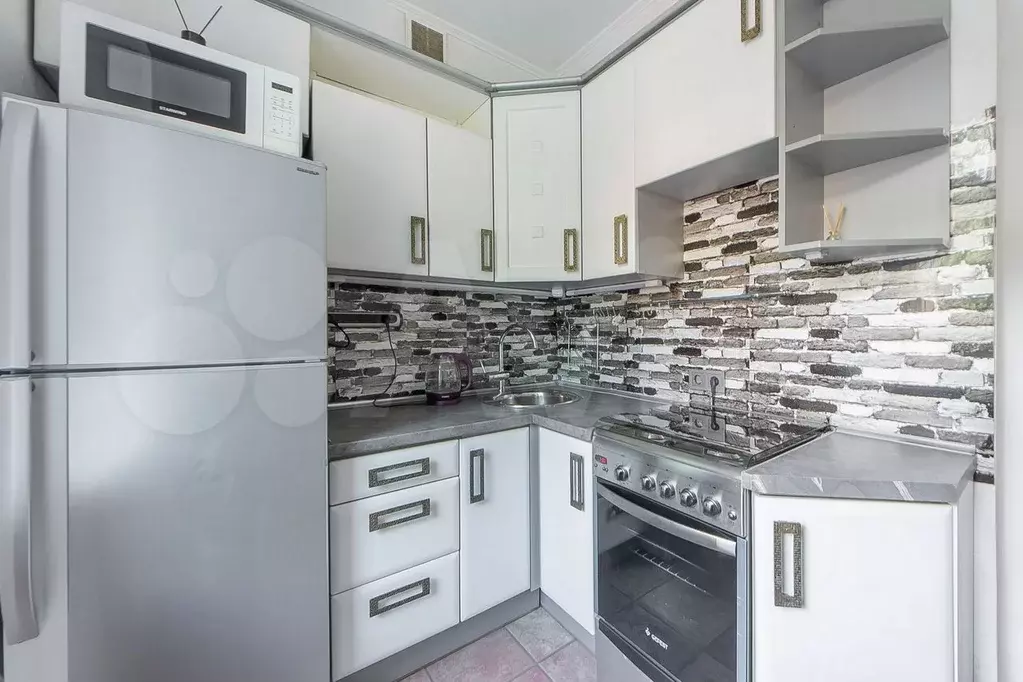 2-к. квартира, 54 м, 2/6 эт. - Фото 1