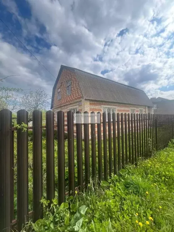 Дом в Тульская область, Щекино Стахановская ул., 2А (93 м) - Фото 1