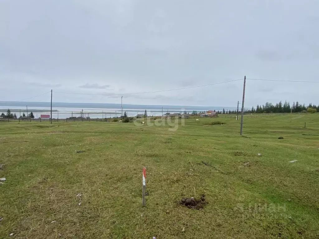 Участок в Саха (Якутия), Муниципальный район Хангаласский у., с. ... - Фото 1