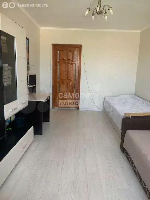 1-комнатная квартира: Элиста, 8-й микрорайон, 27 (40 м) - Фото 0