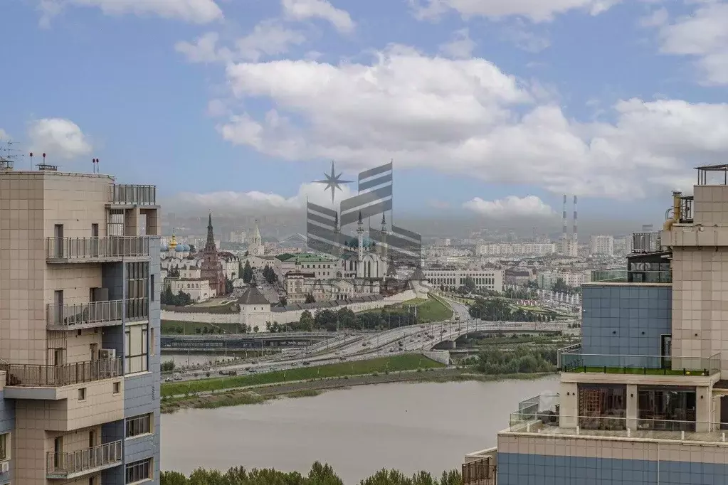 5-к кв. Татарстан, Казань Комсомольская ул., 2 (235.0 м) - Фото 0