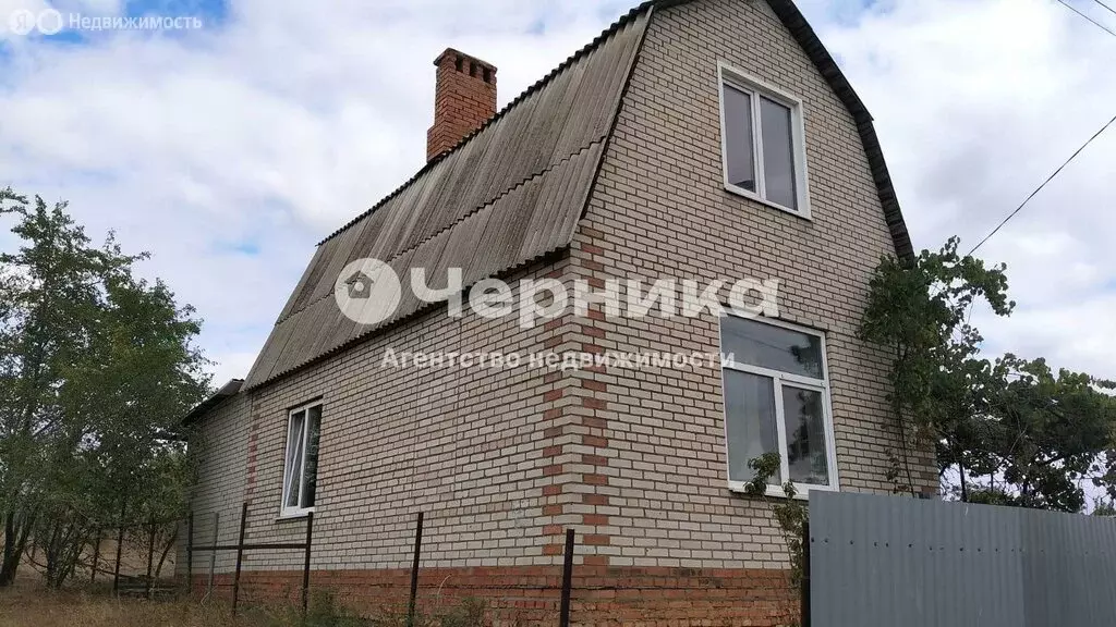 Дом в Каменск-Шахтинский, микрорайон Лиховской, улица Пушкина, 267 (64 ... - Фото 1