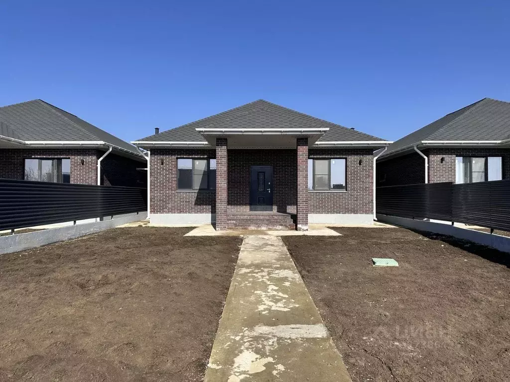 Дом в Краснодарский край, Тимашевск Восточный мкр, ул. Фестивальная, ... - Фото 1