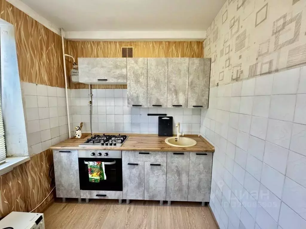 2-к кв. Севастополь просп. Октябрьской Революции, 87 (48.9 м) - Фото 0