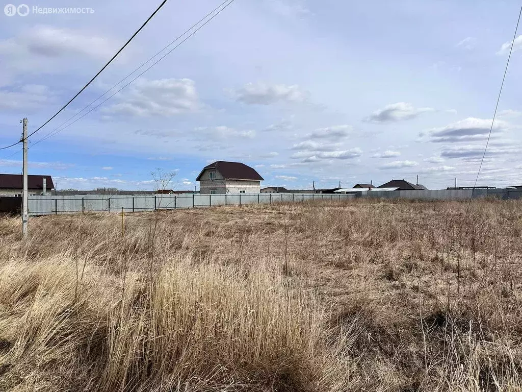 Участок в посёлок Есаульский, Солнечная улица (15 м) - Фото 0