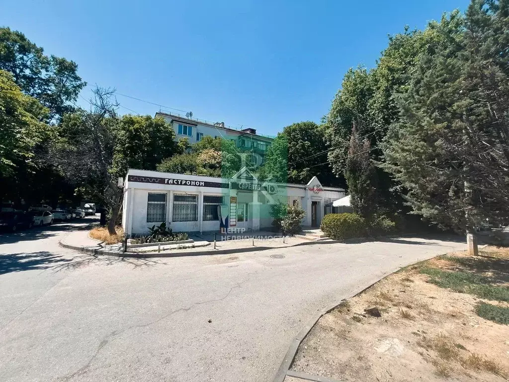 Торговая площадь в Севастополь просп. Генерала Острякова, 7Б (137 м) - Фото 2