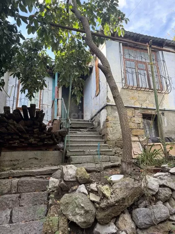 2-к кв. Крым, Ялта ул. Кирова, 95 (50.7 м) - Фото 1