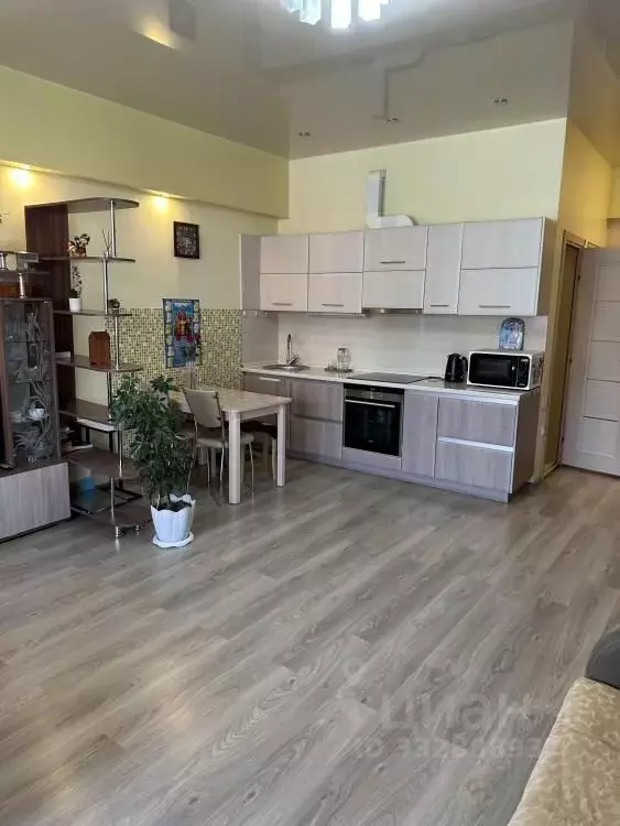 Студия Иркутская область, Иркутск ул. Багратиона, 46/8 (36.6 м) - Фото 1