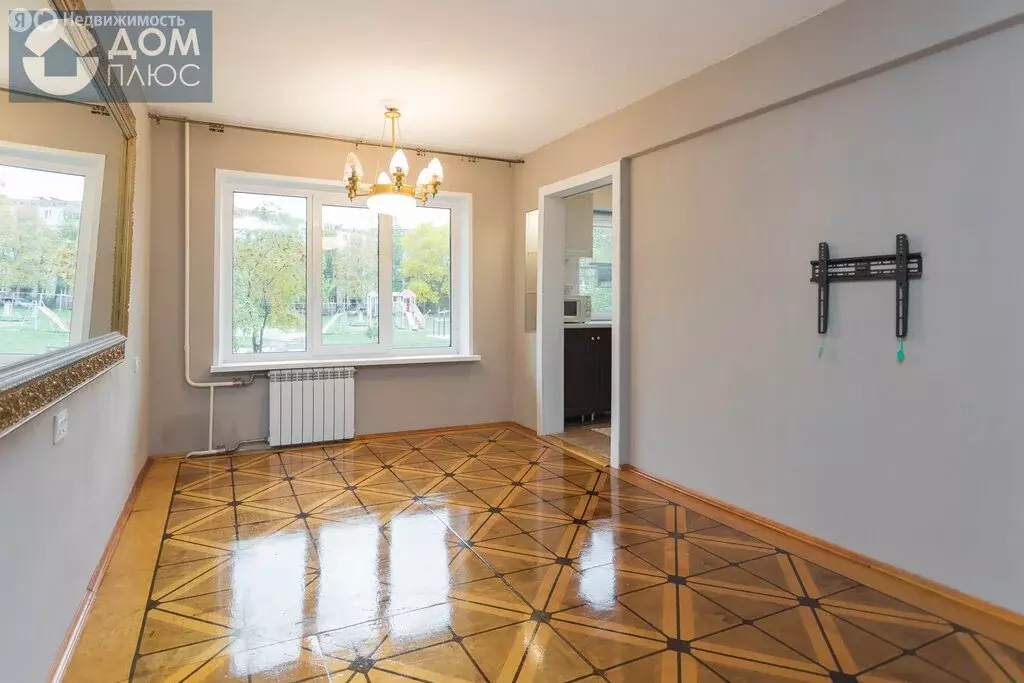 3-комнатная квартира: Петрозаводск, улица Парфёнова, 4 (62.7 м) - Фото 1
