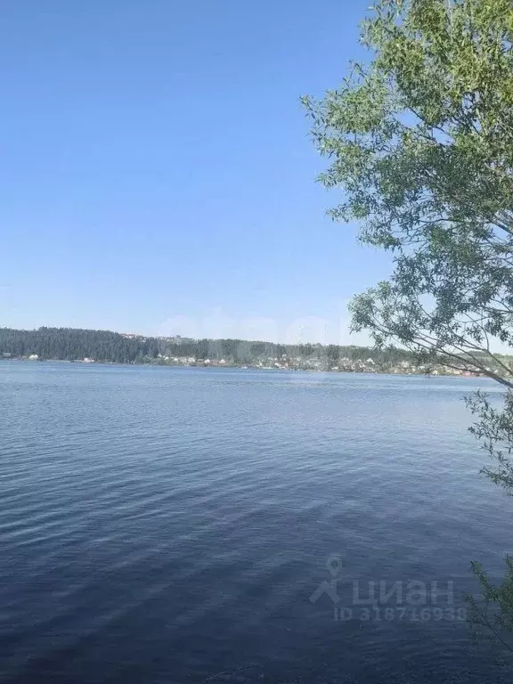 Дом в Пермский край, Добрянский муниципальный округ, Полазна рп ул. ... - Фото 1