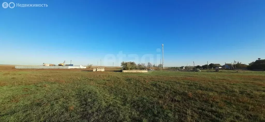 Участок в Республика Крым, муниципальный округ Феодосия, село Степное, ... - Фото 1