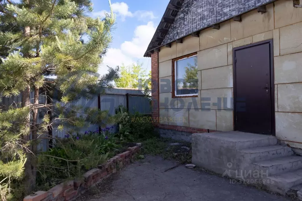 Дом в Омская область, Омск Прибрежная ул., 3А (175 м) - Фото 0