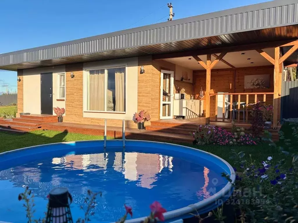 Дом в Самарская область, Волжский район, Курумоч с/пос, с. Курумоч ул. ... - Фото 1