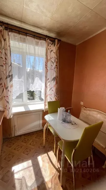 3-к кв. Ленинградская область, Приозерск ул. Калинина, 17 (55.7 м) - Фото 2