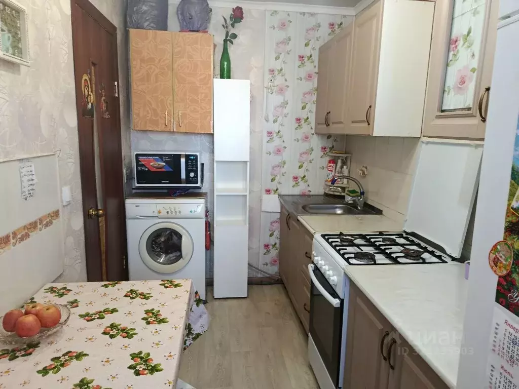 1-к кв. Саратовская область, Энгельс Орловская ул., 9 (35.7 м) - Фото 1