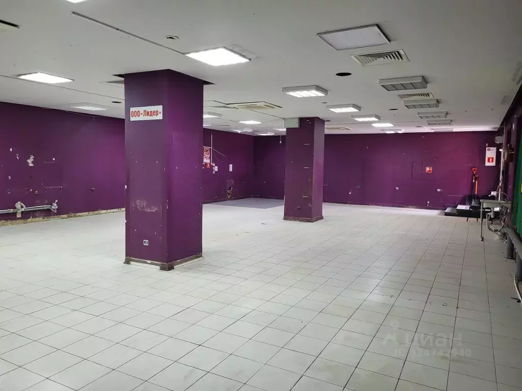 Торговая площадь в Вологодская область, Череповец просп. Победы, 107 ... - Фото 1