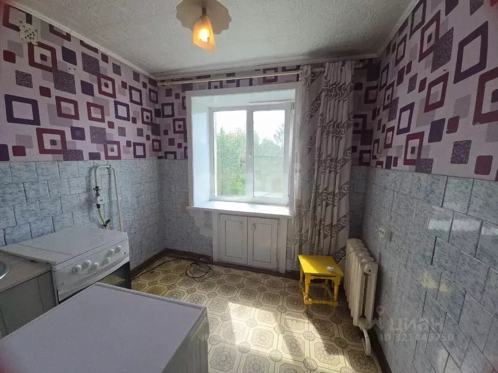 1-к кв. Хабаровский край, Вяземский Коммунистическая ул., 9 (30.0 м) - Фото 0