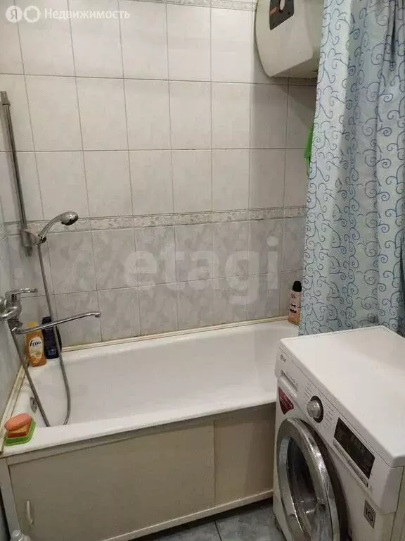 2-комнатная квартира: Барнаул, проспект Строителей, 12 (42.6 м) - Фото 1