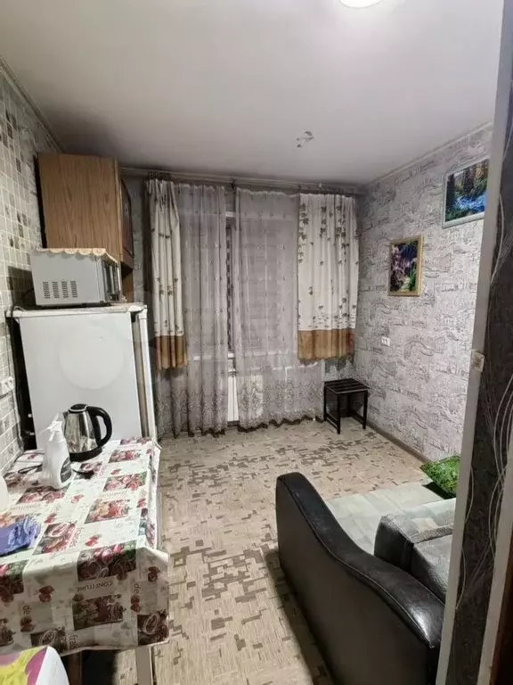 Комната 12 м в 1-к., 1/5 эт. - Фото 0