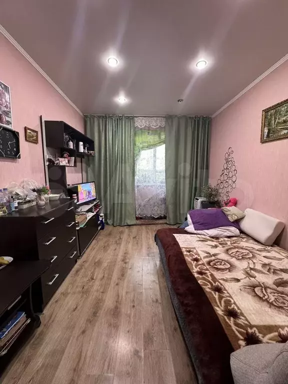 Комната 17,2 м в 5-к., 5/5 эт. - Фото 0