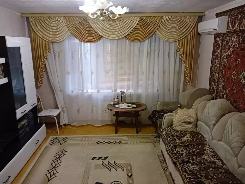 2-к кв. Краснодарский край, Краснодар Симферопольская ул., 4/1 (50.0 ... - Фото 0