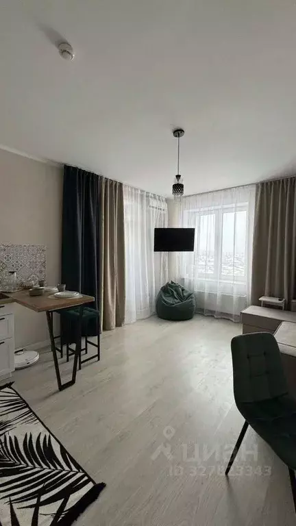 Студия Тюменская область, Тюмень ул. 50 лет ВЛКСМ, 13к3 (28.0 м) - Фото 1